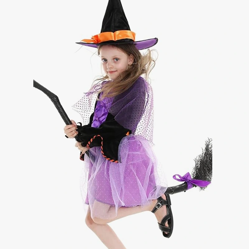 Kostium wiedźmy na Halloween w szkole ze spiczastym kapeluszem